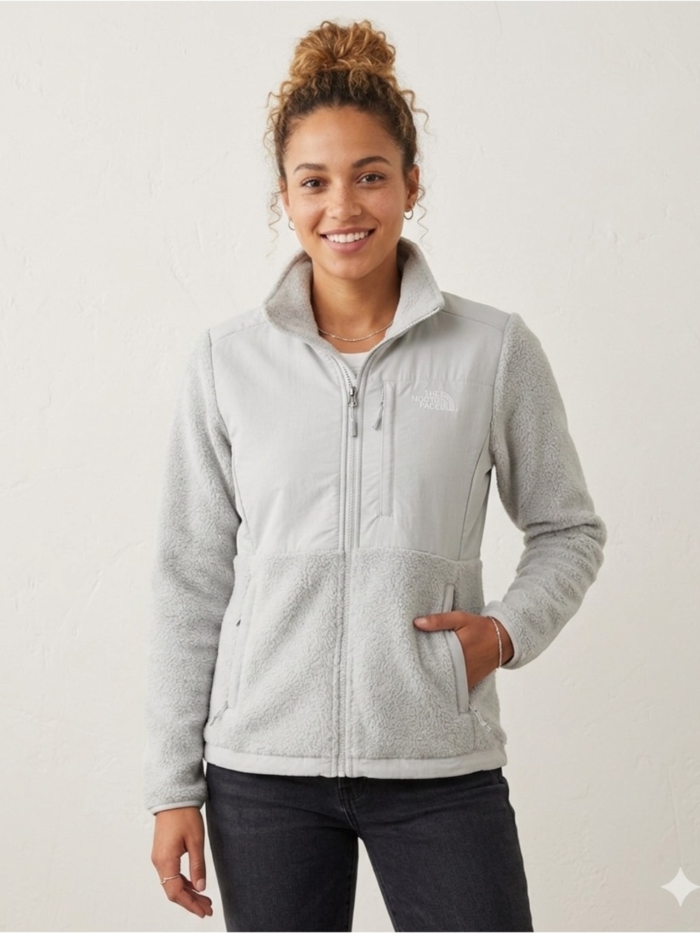 The North Face Women’s Vintage Denali Fleece Jacket Size S